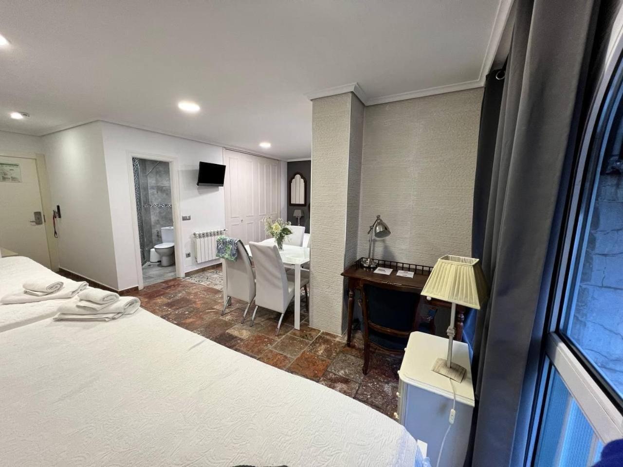 Apartamentos Las Brisas Santander Chambre photo
